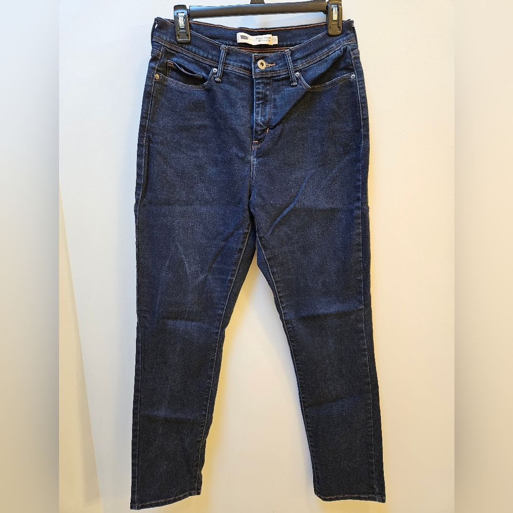 Levi's Perfectly Slimming 512 Jeans